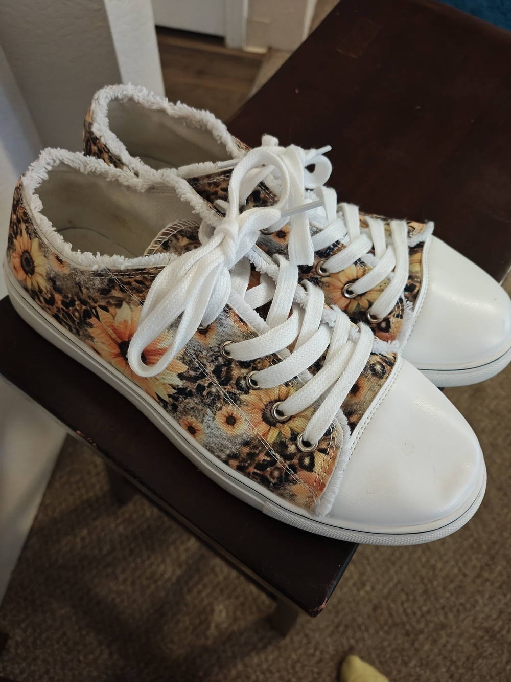 Sunflower Distressed Canvas Low-Top Sneakers White and Yellow. Great Condition